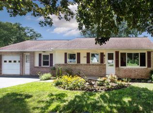 958 Anderson Ferry Rd, Mount Joy, PA 17552