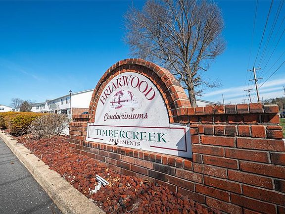 3rd image of 1202 Condo Dr