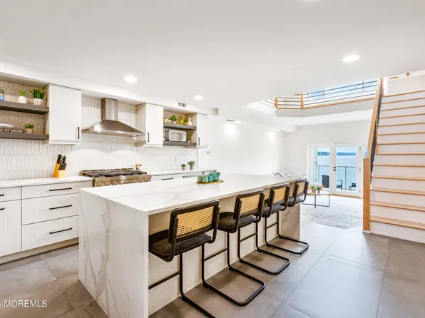 138 Bodman Place #15, Red Bank, NJ 07701