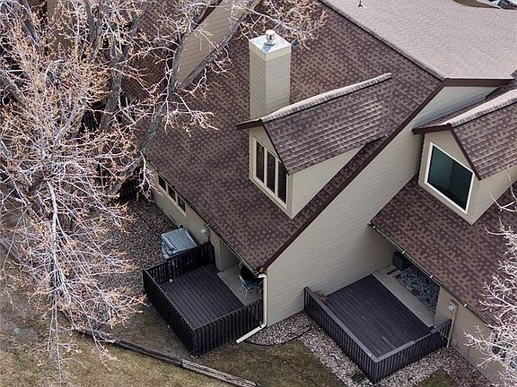 2nd image of 4835 Castledown Rd
