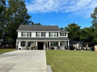 110 W Burkhead St, Whiteville, NC 28472