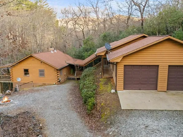 191 Cherokee Trl, Otto, NC 28763