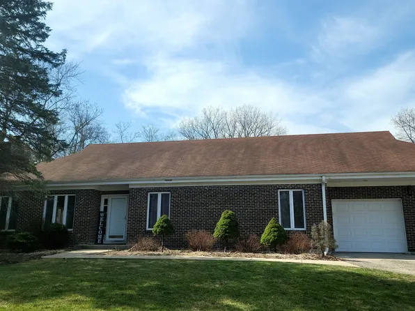 26220 N Orchard Rd, Barrington, IL 60010