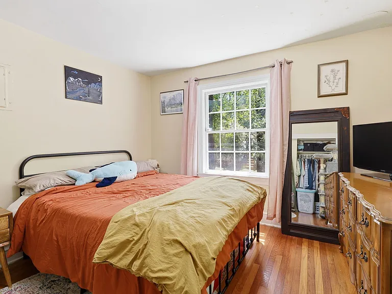 204 Purefoy Rd #A — Photo 11