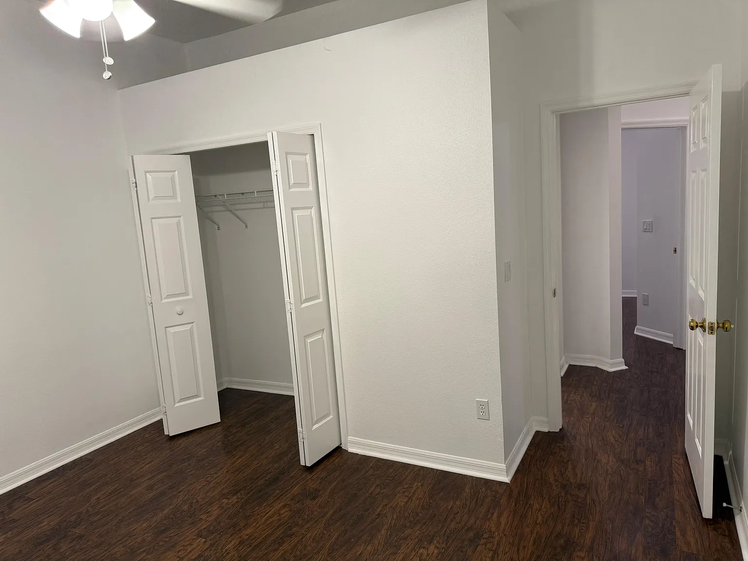 1326 Chessington Cir — Photo 4