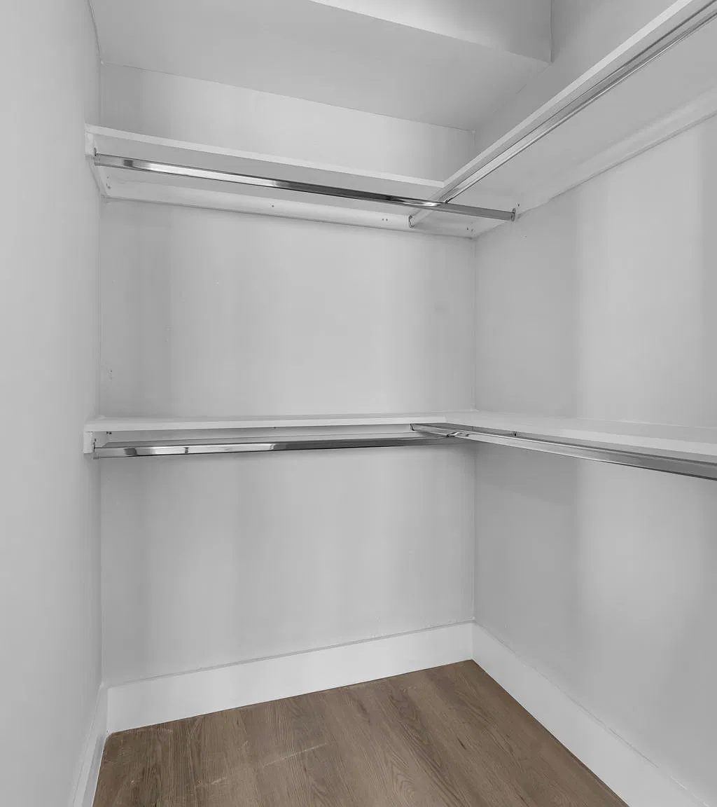 2 bed, 700 sqft, $2,500 — Photo 4
