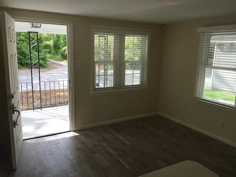 4808 Atlantic Ave — Photo 6