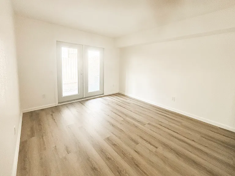 8856 Olive Ln #9 — Photo 6