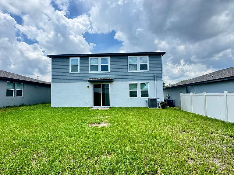 2401 White Tail St — Photo 54