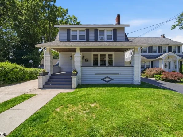 374 Diamond Bridge Ave, Hawthorne Boro, NJ 07506