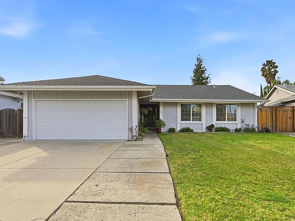 3rd image of 6075 Bigelow Ct
