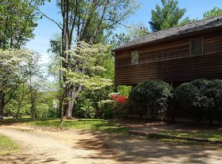 995 Allendale Dr, Charlottesville, VA 22901