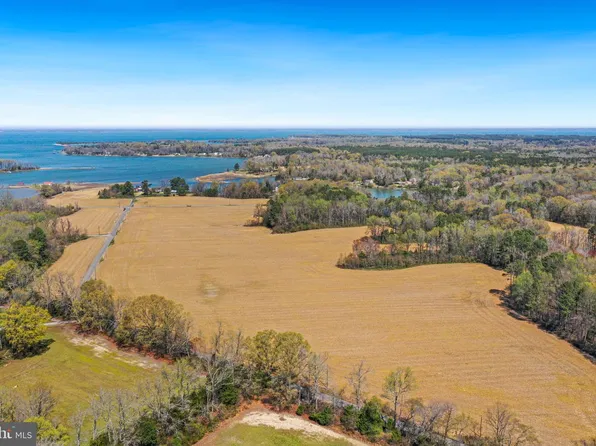 Mount Holly | Beales Wharf, Montross, VA 22520