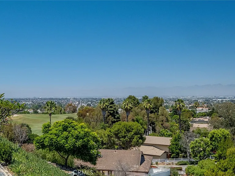 15 Lantana Pl #A — Photo 5