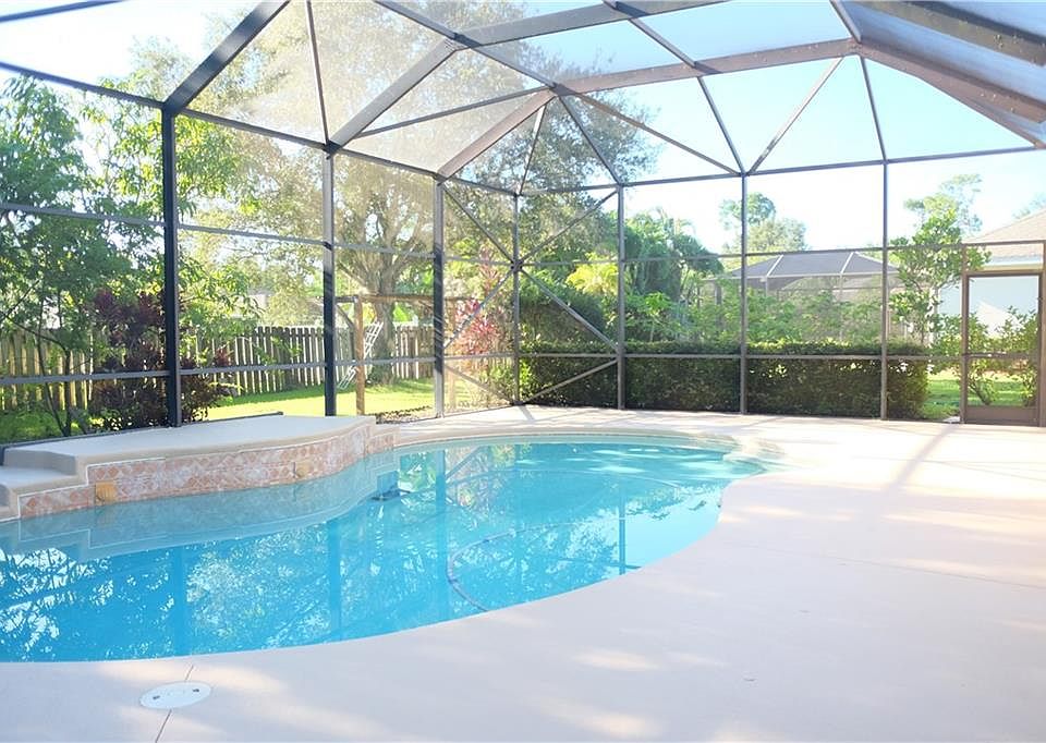 1st image of 270 Champagne Ct SW