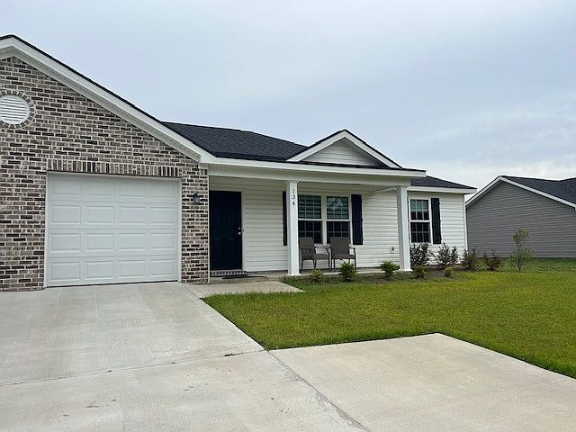 1st image of 134 Callaway Cres