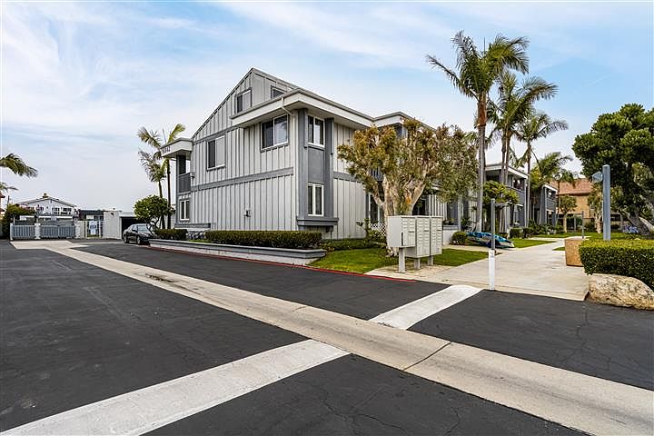 1st image of 16842 Pacific Coast Hwy #202