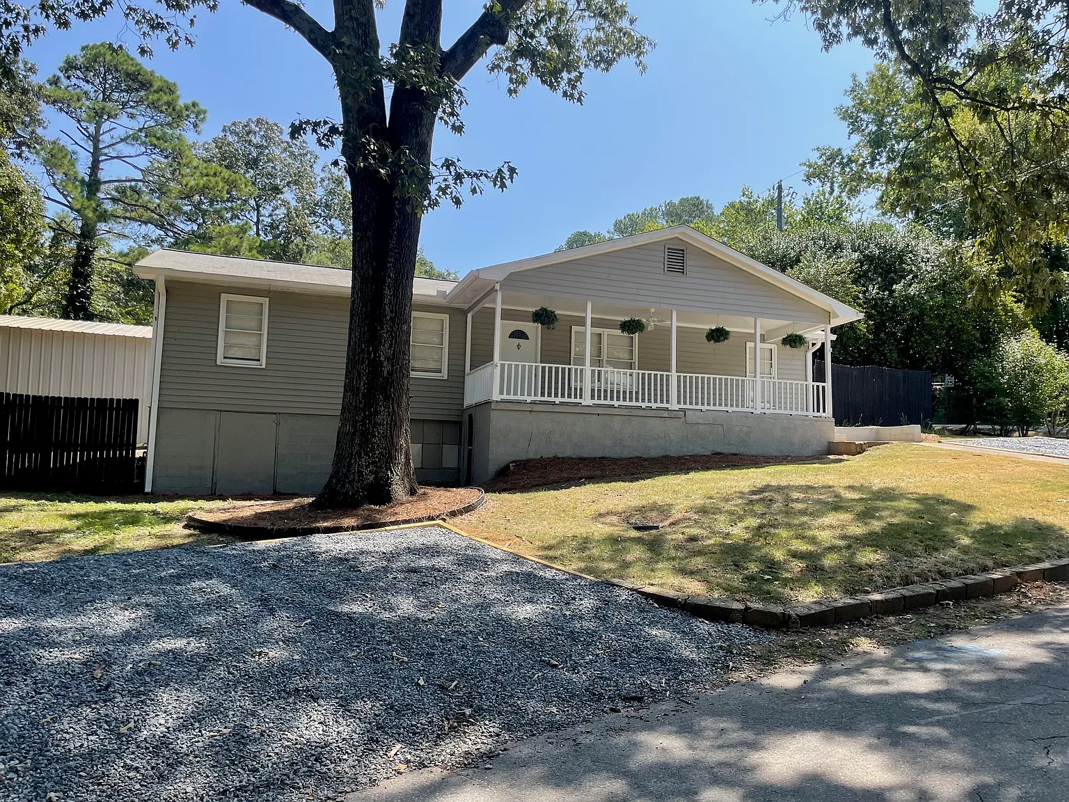3 bed, 1500 sqft, $2,500 — Photo 2