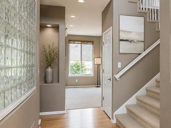 3rd image of 899 Tarpan Place