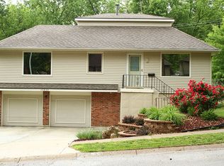 17233 E 41st St S, Independence, MO 64055