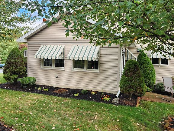 5th image of 924 Redwood Ln