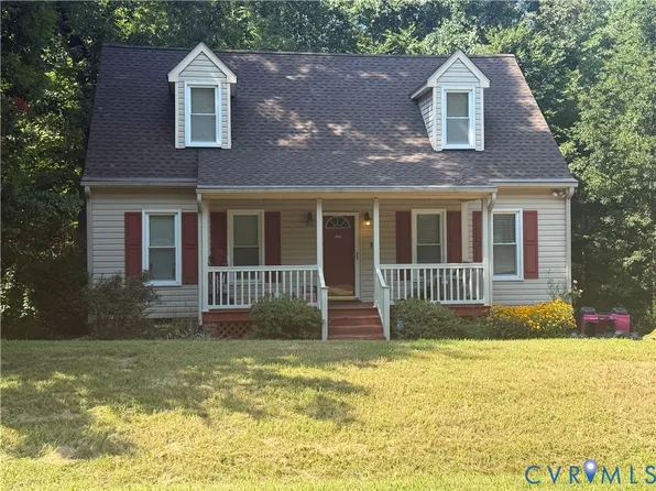 10208 Claybar Trl, North Chesterfield, VA 23236