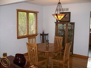 4th image of 4741 Parkridge Dr