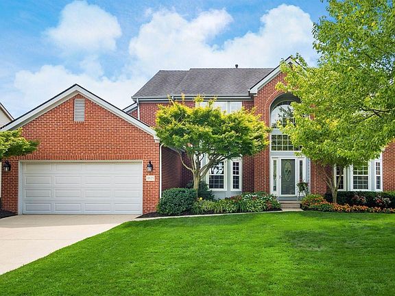 3rd image of 4629 Huntwicke Dr