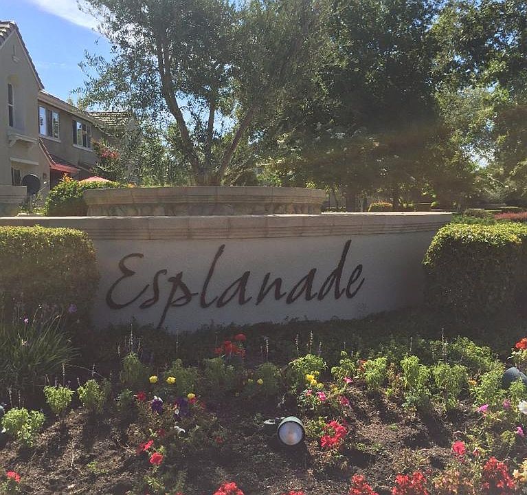 1st image of 306 Esplanade Cir