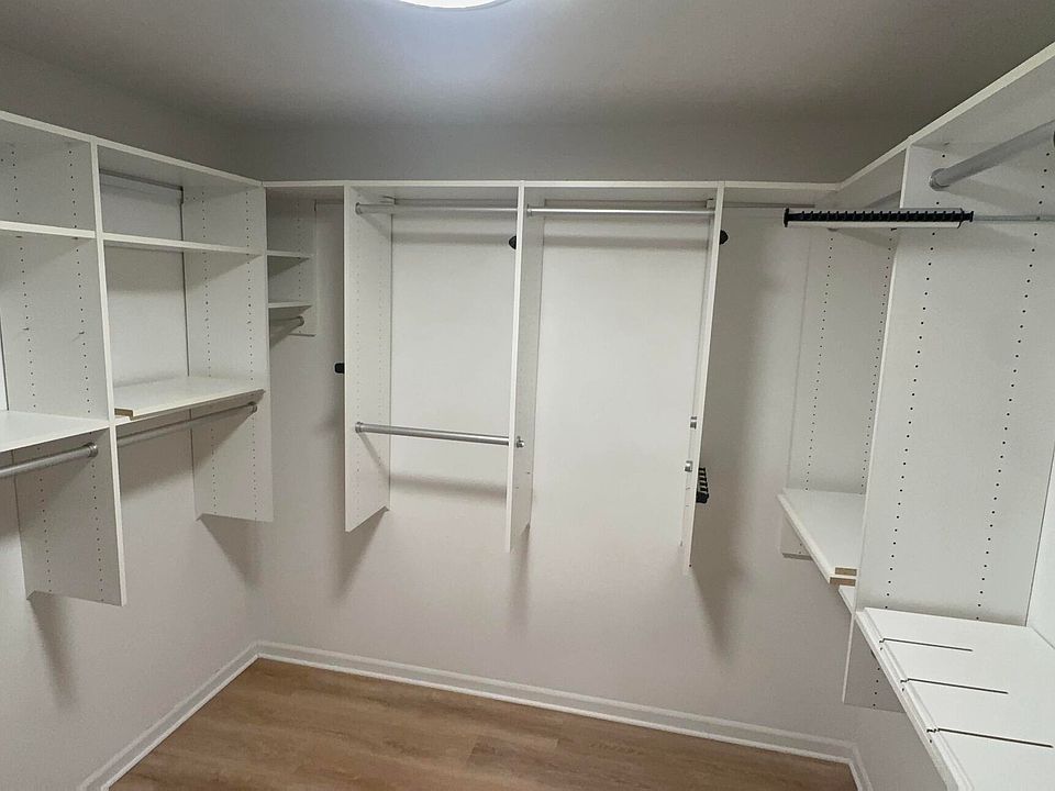 3565 Port Cove Dr Apt 67, photo 12