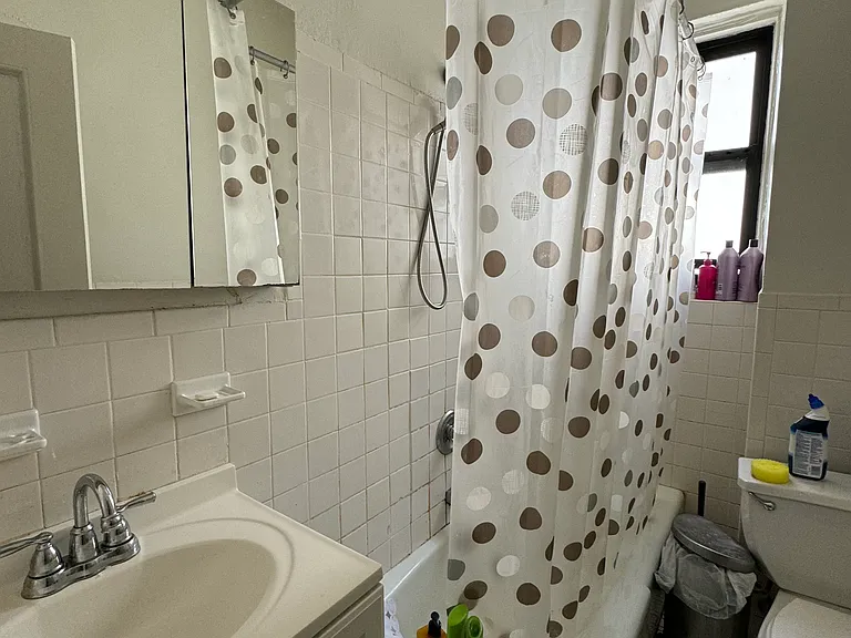 515 W 113th St #7C — Photo 7