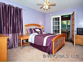 Master Bedroom w/Hot Tub Room