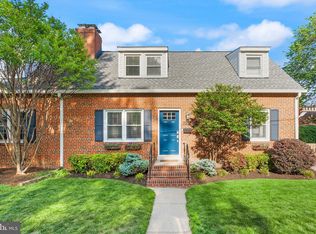 1501 Wayne St, Alexandria, VA 22301