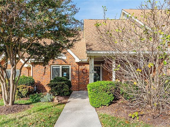 2nd image of 3103 Lake Terrace Ct #89