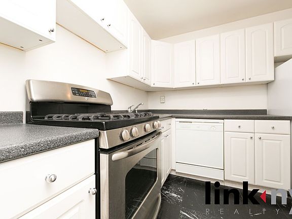 4th image of 7 E 35th St APT 1C