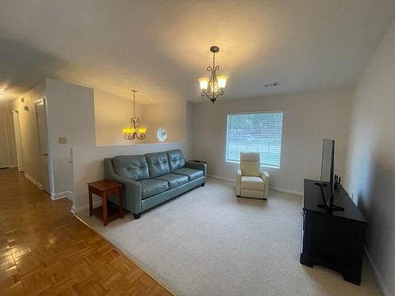 3rd image of 1805 Epps Dr