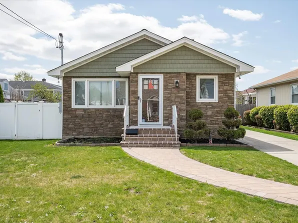 279 Marshall Avenue, West Hempstead, NY 11552