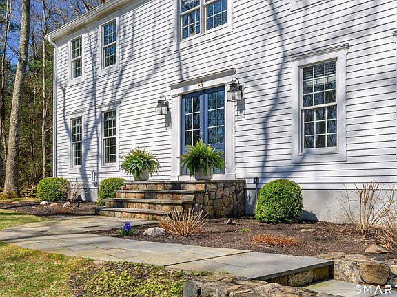 4th image of 15 Timbermill Road