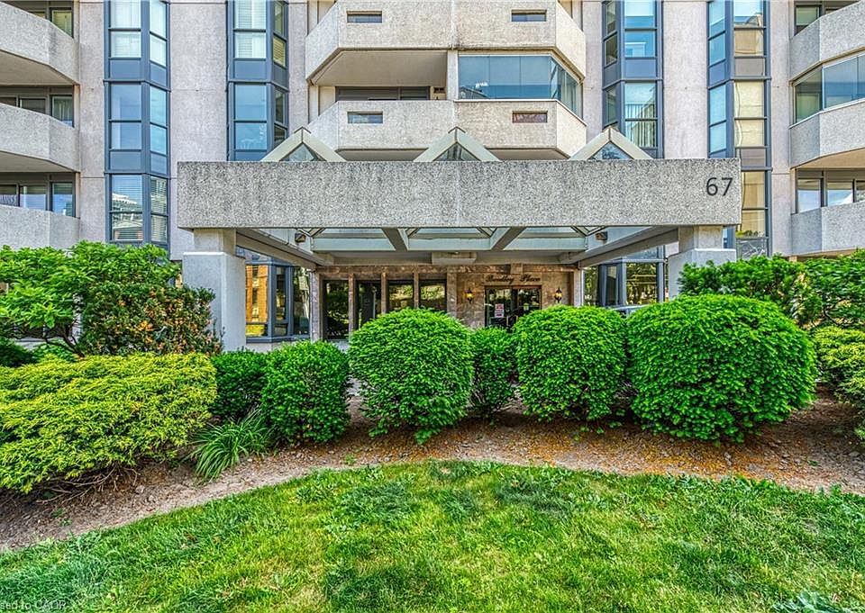 1st image of 67 Caroline St S #203
