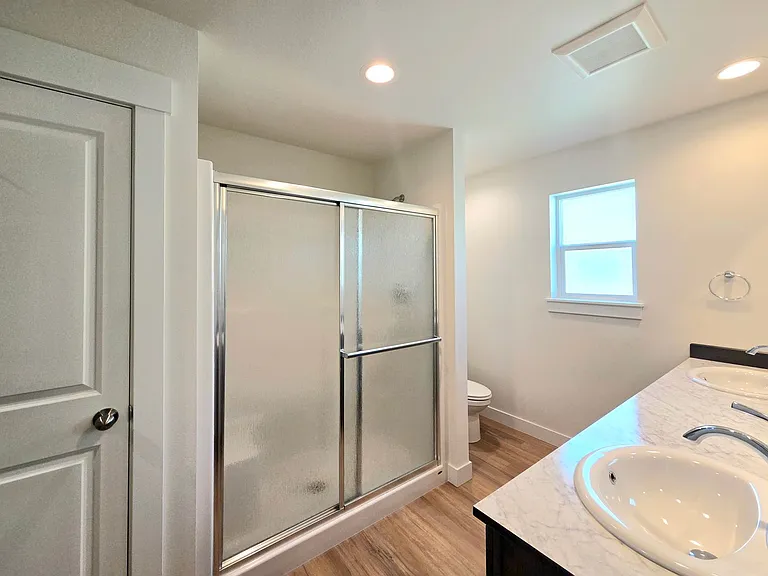 319 S Nevada Ave — Photo 16