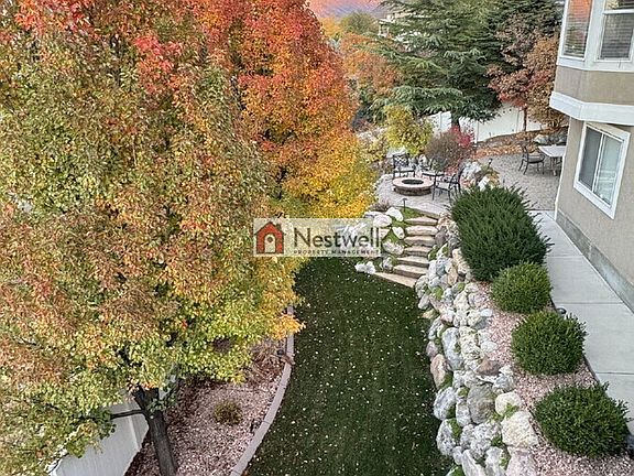 2nd image of 481 E Lana Ct