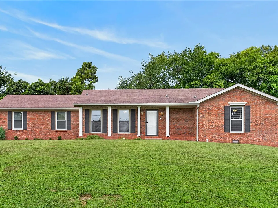 526 Westwood Dr