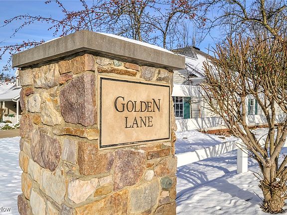 2nd image of 1485 Golden Ln