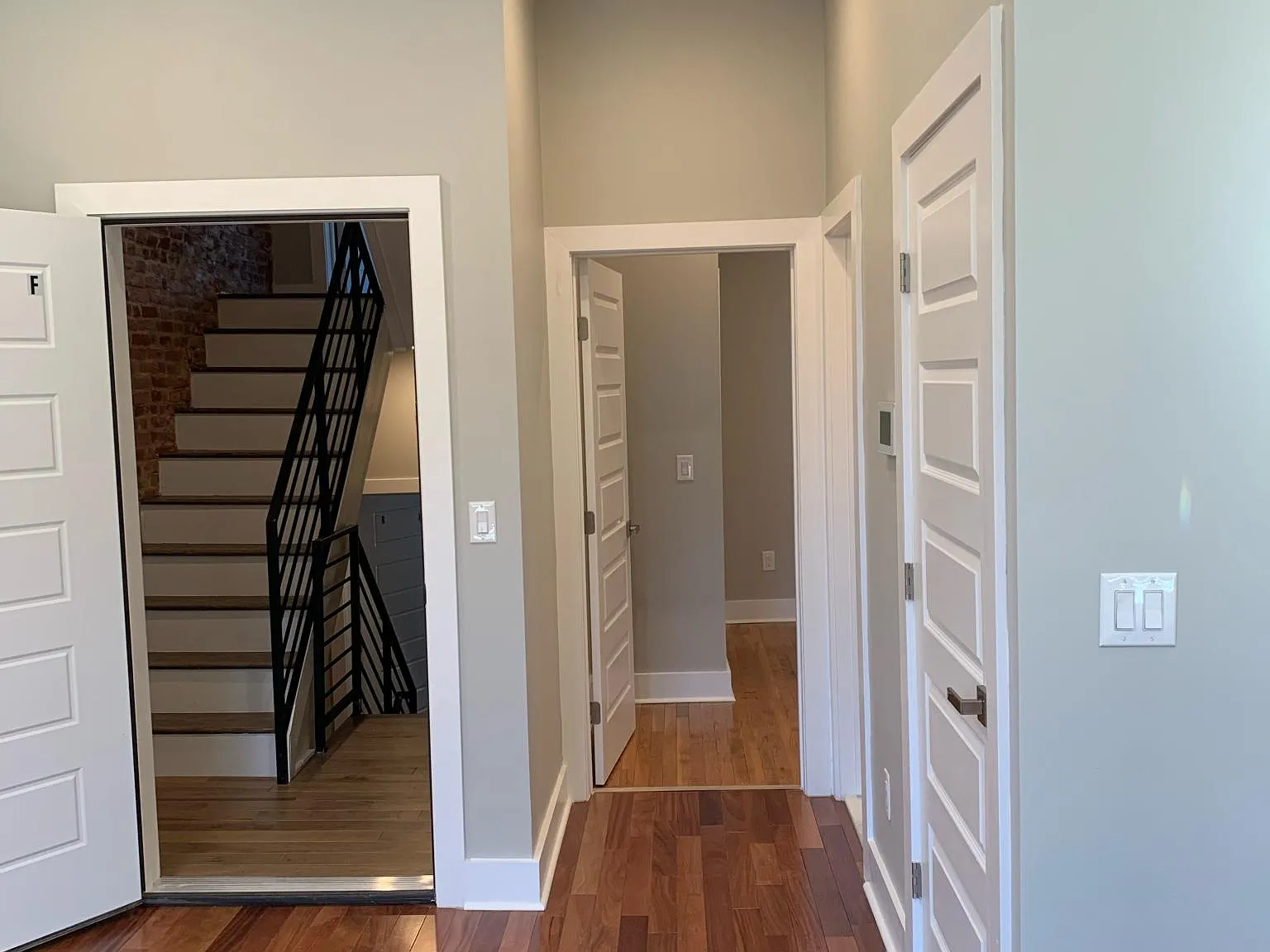 1613 W Girard Ave — Photo 3