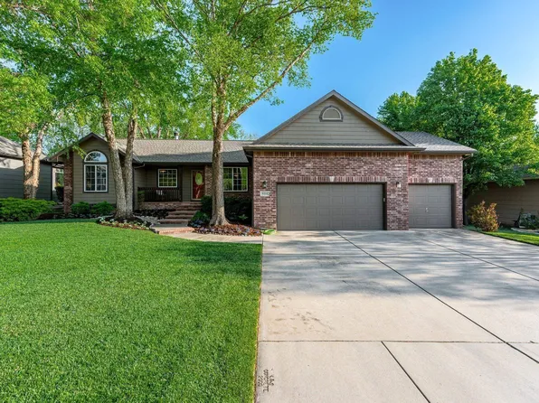 8416 W Shadow Lakes St, Wichita, KS 67205