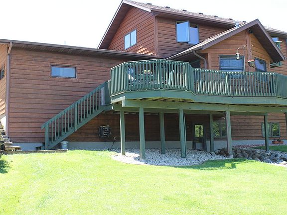 Back of home. : Walk out basement.