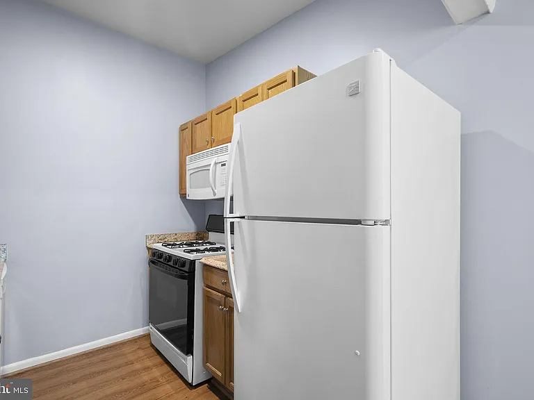 10320 Rockville Pike #401 — Photo 16
