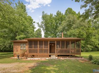 425 Old Jim Williams Rd SW, Huntsville, AL 35824