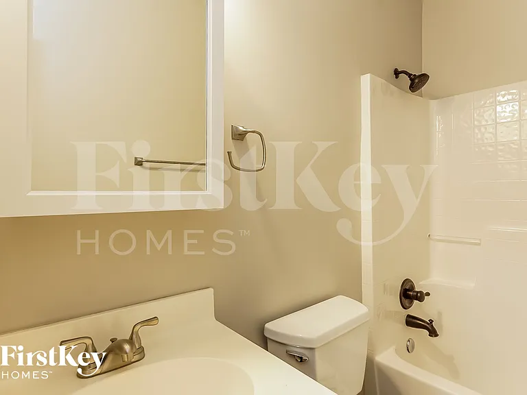 321 Reed Way — Photo 12