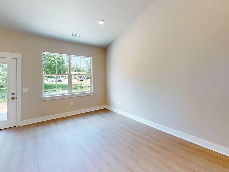 Riverwalk Townhomes — Photo 1